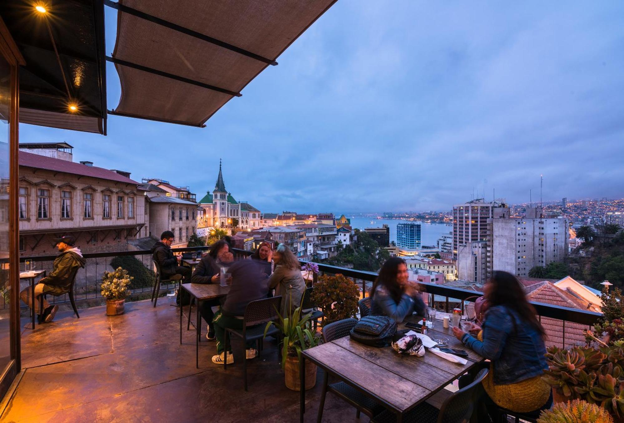 ฟาวนา โฮเต็ล Hotel บัลปาราอีโซ ภายนอก รูปภาพ